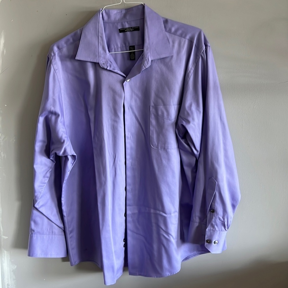 Fitted button down